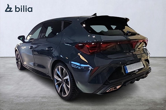 Cupra Leon 2 of 5