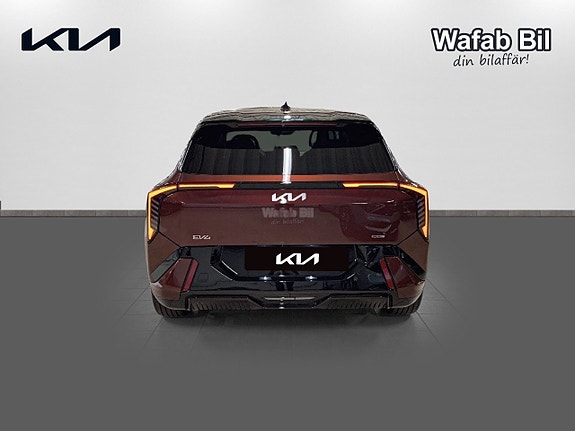 Kia EV4 5 of 14
