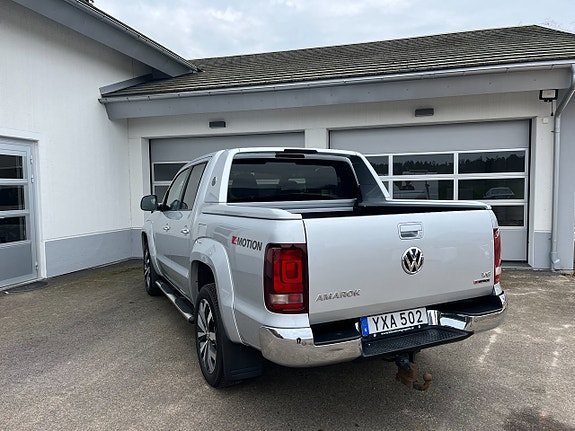 Volkswagen Amarok 7 of 12