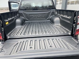 Isuzu D-max 8 of 8
