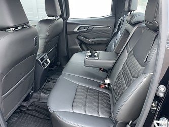 Isuzu D-max 7 of 8