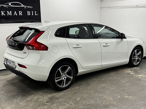 Volvo V40 4 of 5