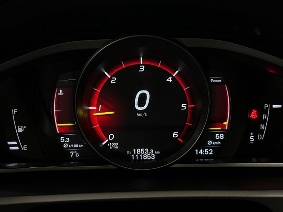 Volvo V40 15 of 21