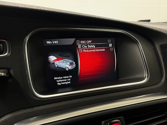 Volvo V40 19 of 21