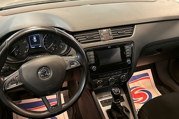 Skoda Octavia 9 of 10