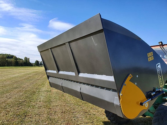 Foderskopa med skruv