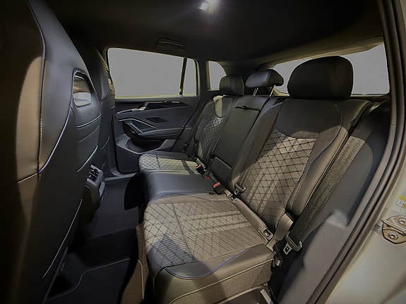 Volkswagen Tiguan 15 of 16