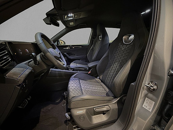Volkswagen Tiguan 8 of 16