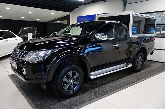 Mitsubishi L200 Club Cab