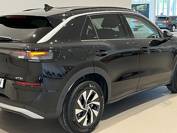 Volkswagen T-Roc 6 of 20