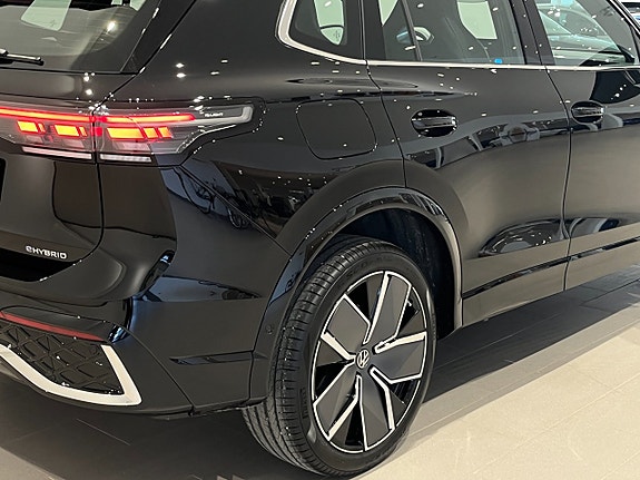 Volkswagen Tiguan 7 of 22