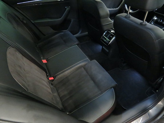 Skoda Superb 8 of 16