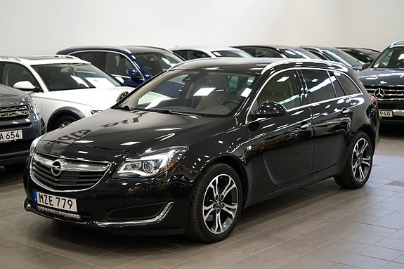 Opel Insignia 2 of 5
