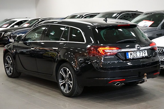 Opel Insignia 4 of 5