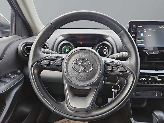 Toyota Yaris Cross 10 of 11