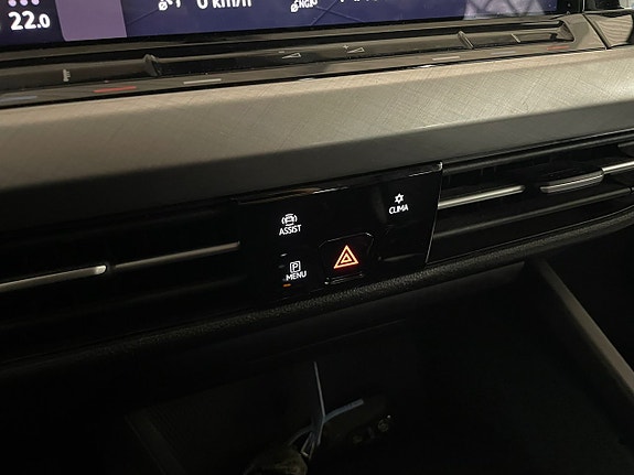 Volkswagen Golf I 11 of 22