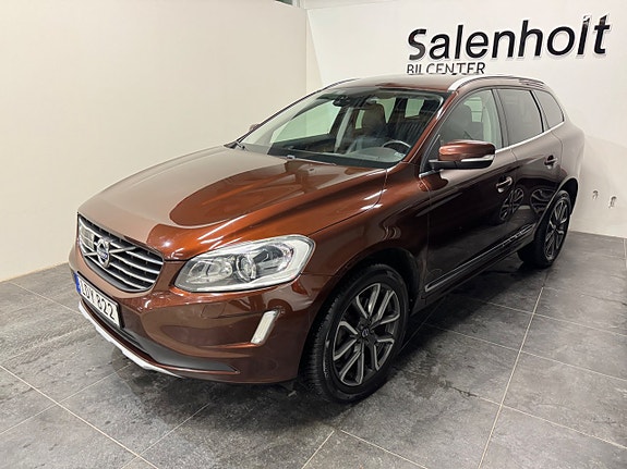 Volvo XC60 2 of 26
