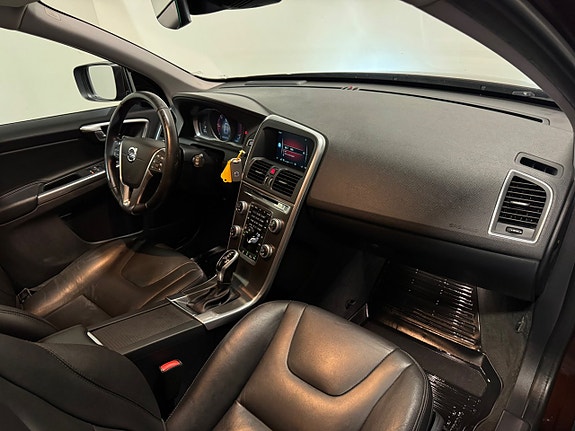 Volvo XC60 12 of 26