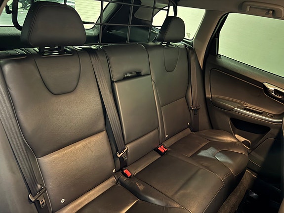Volvo XC60 24 of 26