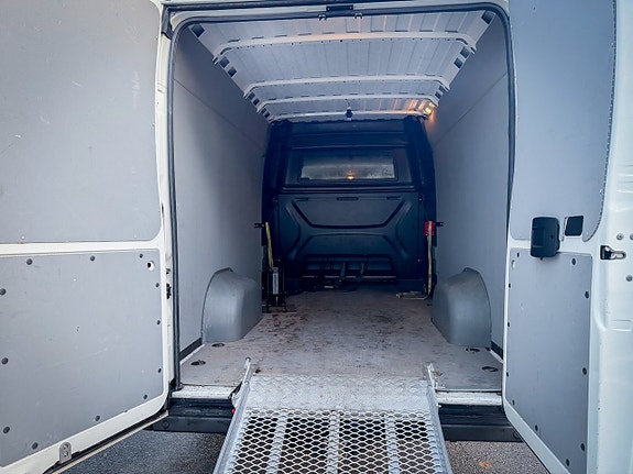 Peugeot Boxer 6 of 13