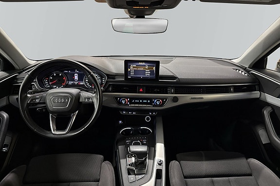 Audi A4 allroad 4 of 5