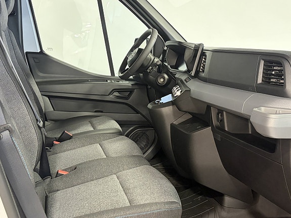 Nissan Interstar 3 of 5