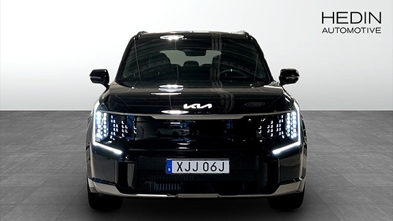 Kia EV9 8 of 13