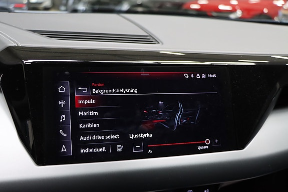 Audi e-tron GT 23 of 30