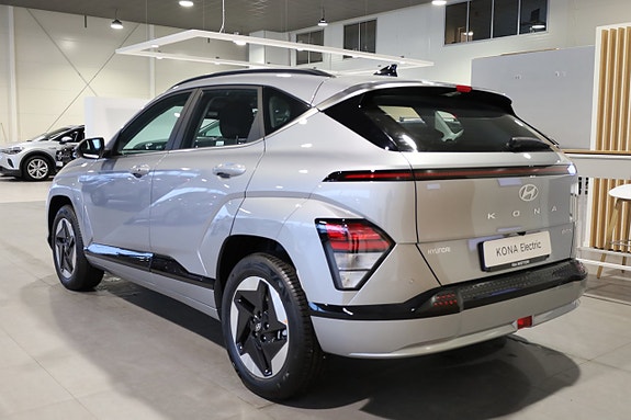 Hyundai Kona 3 of 5