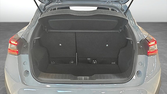 Nissan Juke 9 of 12