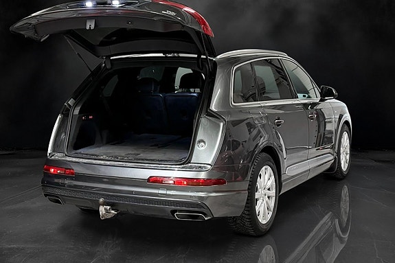 Audi Q7 26 of 29