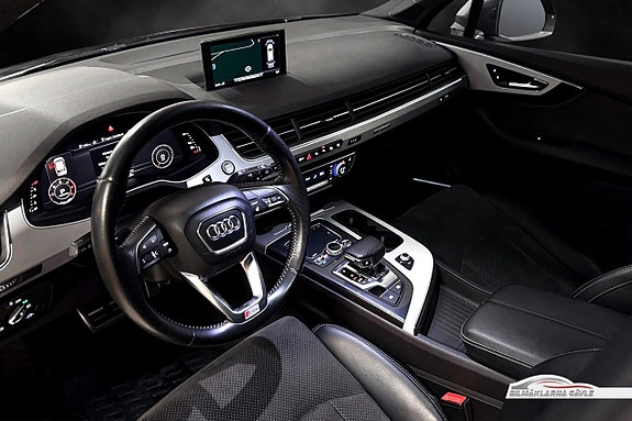 Audi Q7 10 of 29