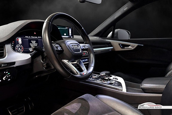 Audi Q7 9 of 29