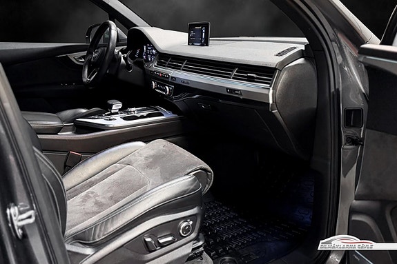Audi Q7 25 of 29