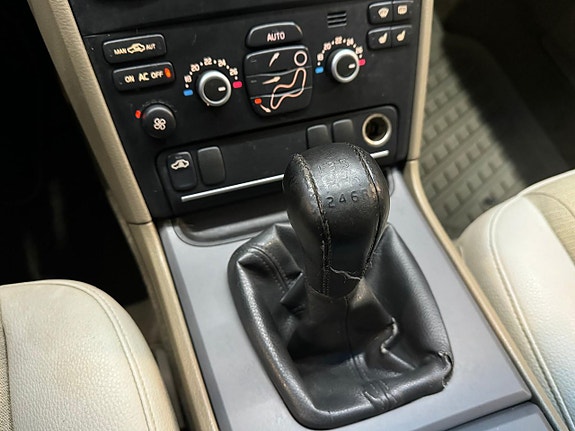 Volvo XC90 12 of 14