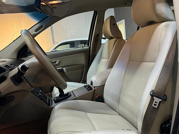 Volvo XC90 13 of 14