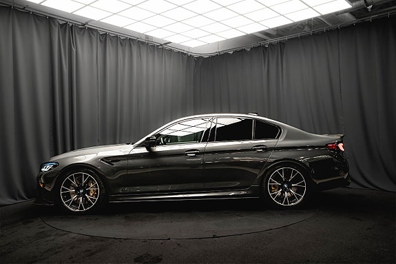 BMW M5 9 of 27