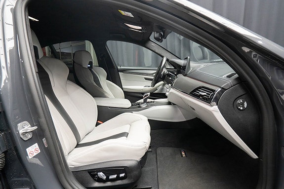 BMW M5 24 of 27
