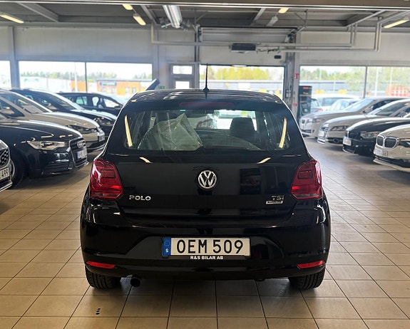 Volkswagen Polo 5 of 5