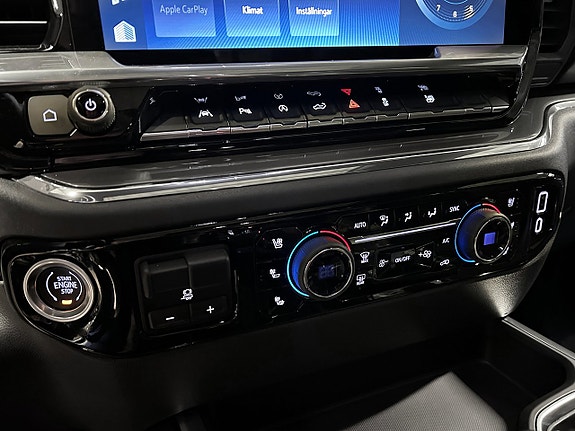 Chevrolet Silverado 1500 15 of 20