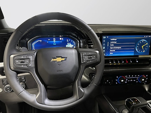 Chevrolet Silverado 1500 11 of 20