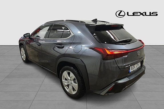 Lexus UX250h 3 of 22