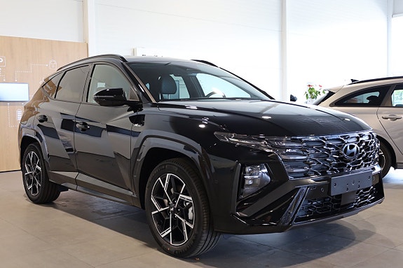 Hyundai Tucson 3 of 28