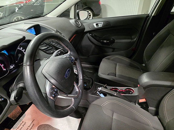 Ford Fiesta 6 of 11