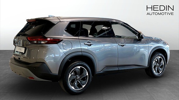 Nissan X-Trail 4 of 8