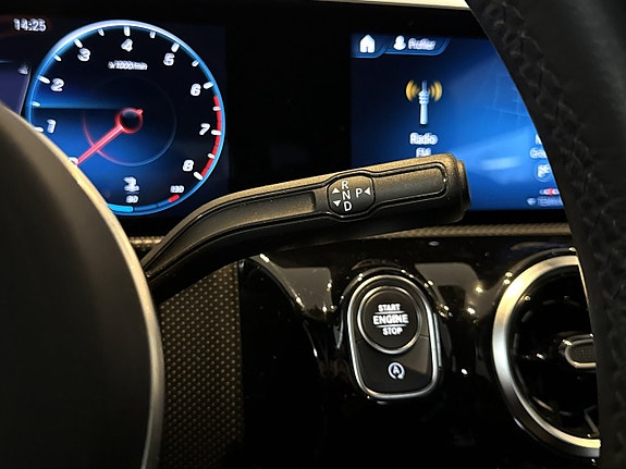 Mercedes-Benz A180 14 of 19