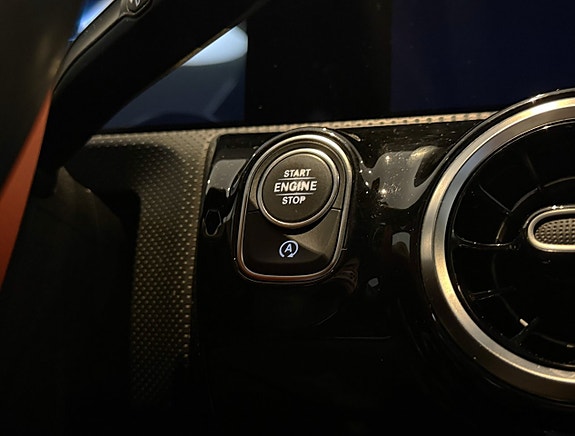Mercedes-Benz A180 15 of 19