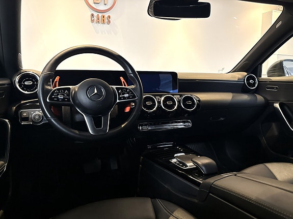 Mercedes-Benz A180 10 of 19