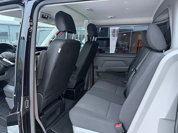 Volkswagen Transporter 6 of 11