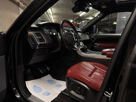 Land Rover Range Rover 14 of 26